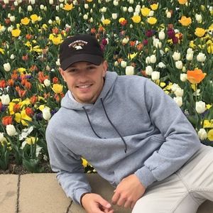 Meet your Posher, Brett